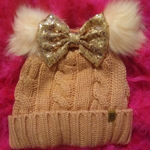 NWOT Cute Winter Hat